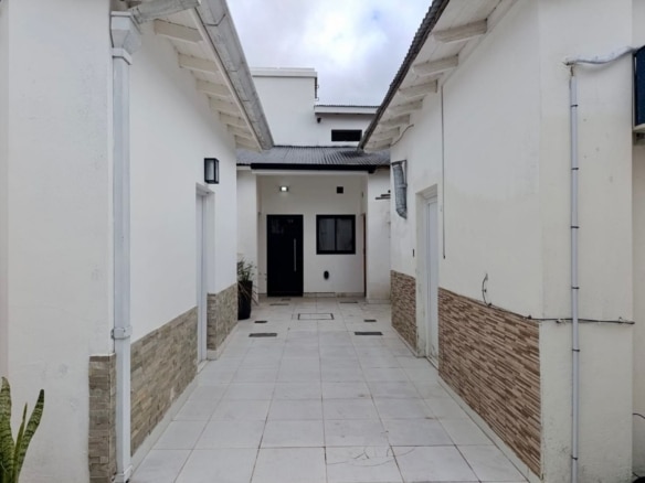 PH en venta 1 ambiente con dependencia reciclado - Parque Luro