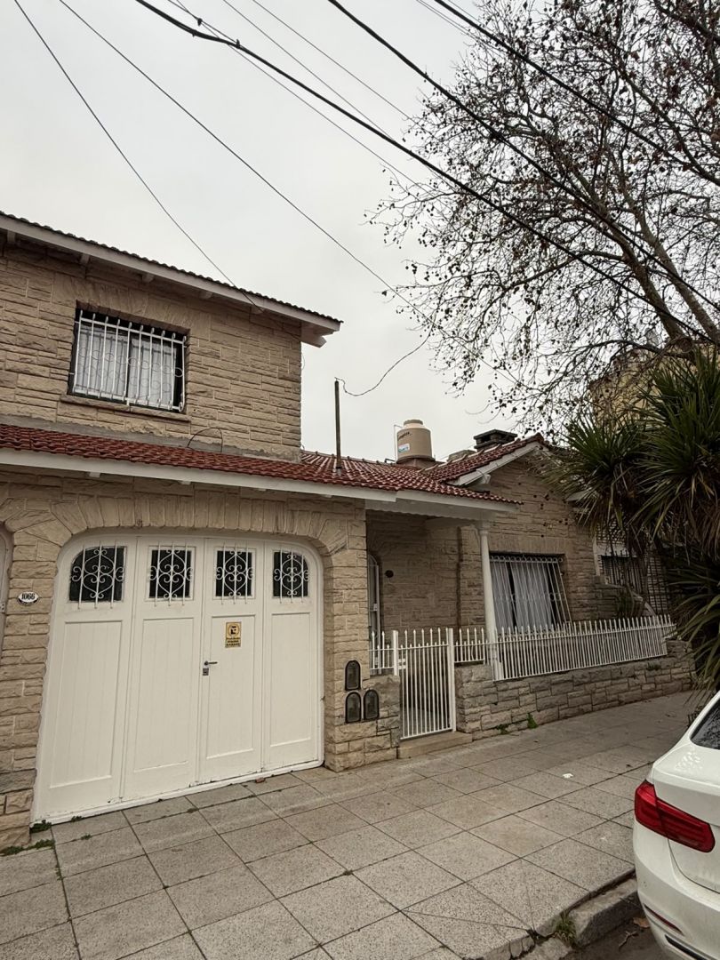PH en venta 4 ambientes con garaje y terraza - Nueva Pompeya