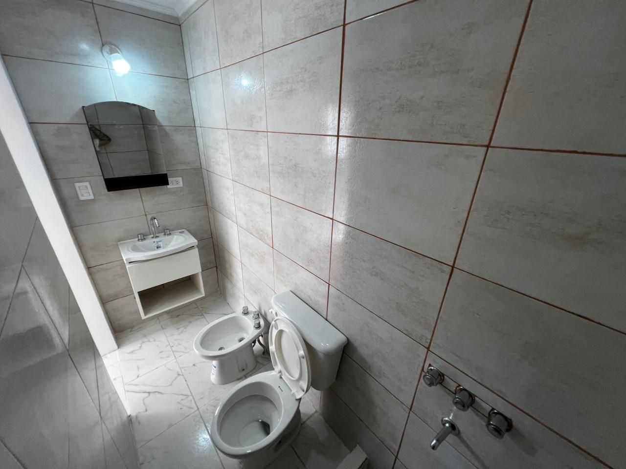 13c6b5fba408ea115fafd78c0430e912 PH en venta 1 ambiente reciclado con patio - Puerto - foto 6