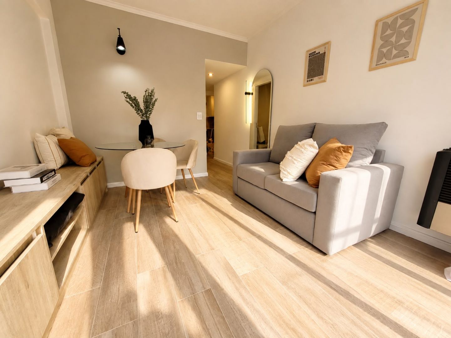 Departamento en venta 2 ambientes reciclado con balcón terraza - Plaza Colón - foto 4