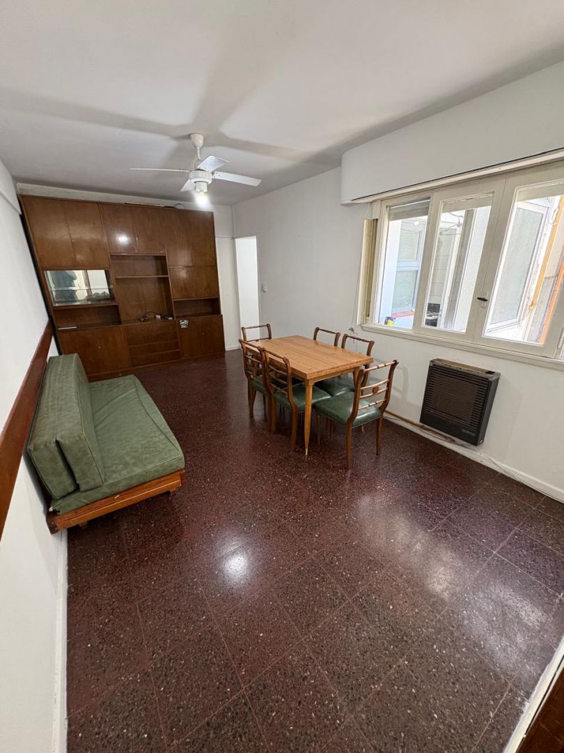 Departamento en alquiler 2 ambientes en piso alto - Plaza Colón - foto 2