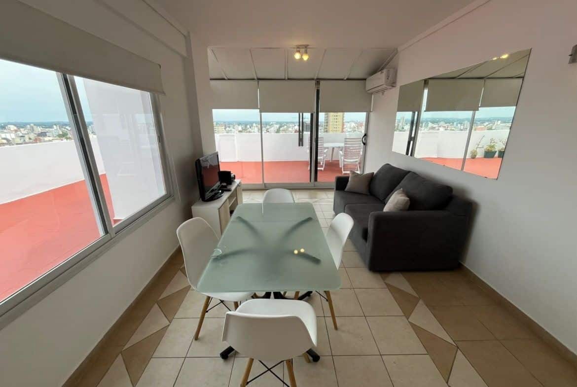 ALQUILER TEMPORARIO DEPARTAMENTO 2 AMBIENTES CON COCHERA Y TERRAZA, PLAZA COLÓN - foto 5