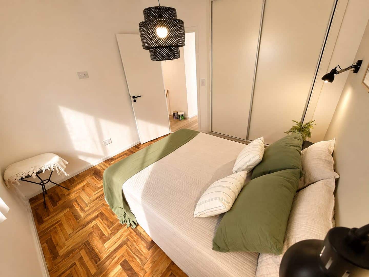 Departamento en venta 2 ambientes reciclado con balcón terraza - Plaza Colón - foto 8