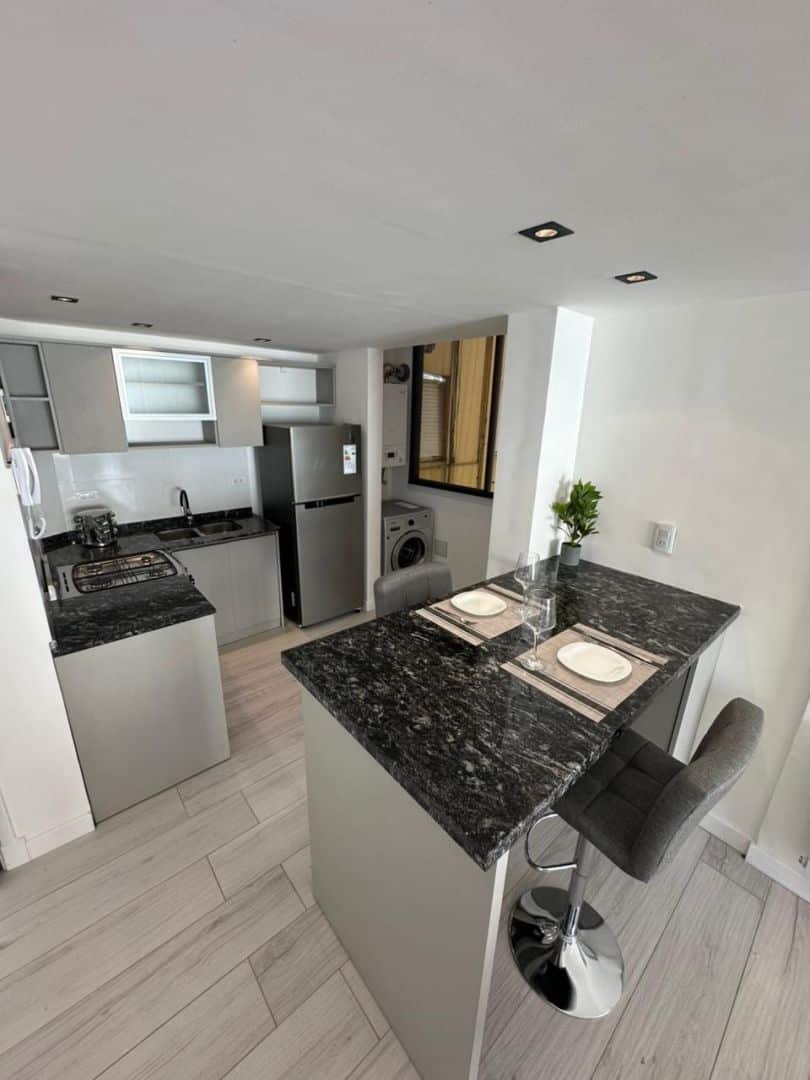 1c5d8b01643d277f3af2aac165b52cc0 Departamento en venta 4 ambientes con dependencia y balcón terraza - Centro - foto 6