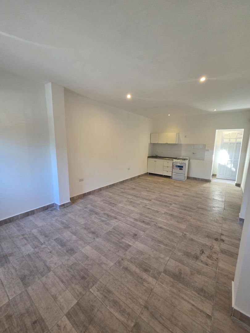 20c58609f64cf8d18d4eb9085ed5327e PH en venta 2 ambientes en dúplex reciclado - Barrio San José - foto 2