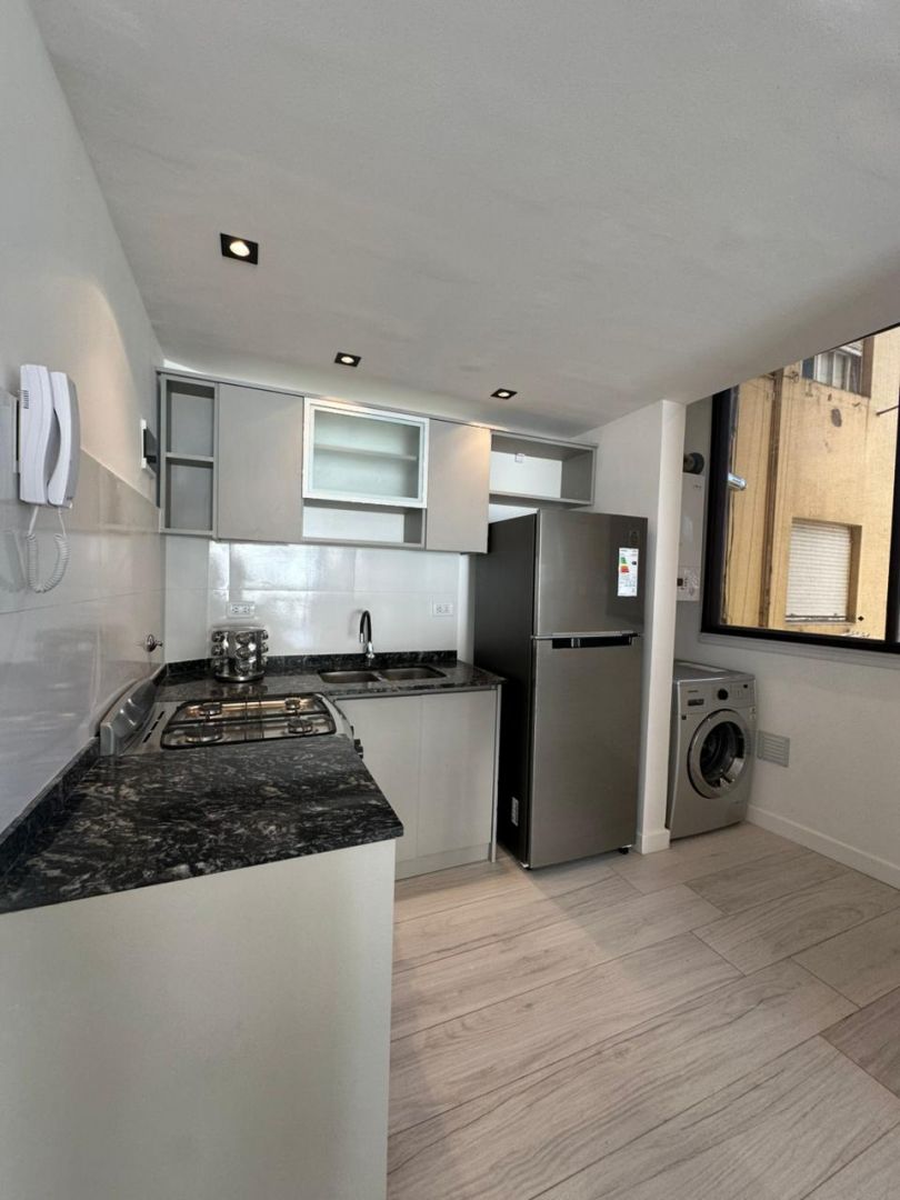 2168a766750aba1fa3bdb55a5268804b Departamento en venta 4 ambientes con dependencia y balcón terraza - Centro - foto 7