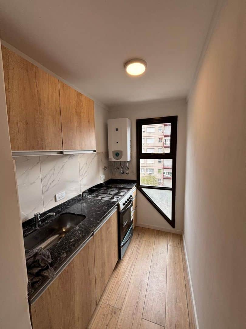 Monoambiente en venta reciclado a 2 cuadras del mar - Punta Iglesia - foto 8