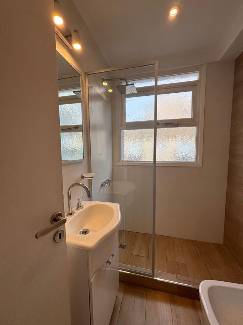2c07bed90f84b2a01f66c22bb01e2233 Departamento en venta 2 ambientes reciclado con balcón - Centro - foto 15