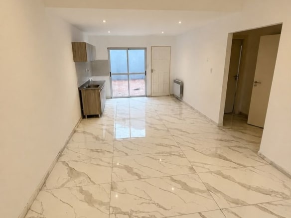 Chalet en venta 3 ambientes en PH con cochera - Zona HPC | Chauvín