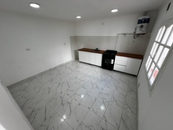 PH en venta 2 ambientes reciclado con patio - Puerto