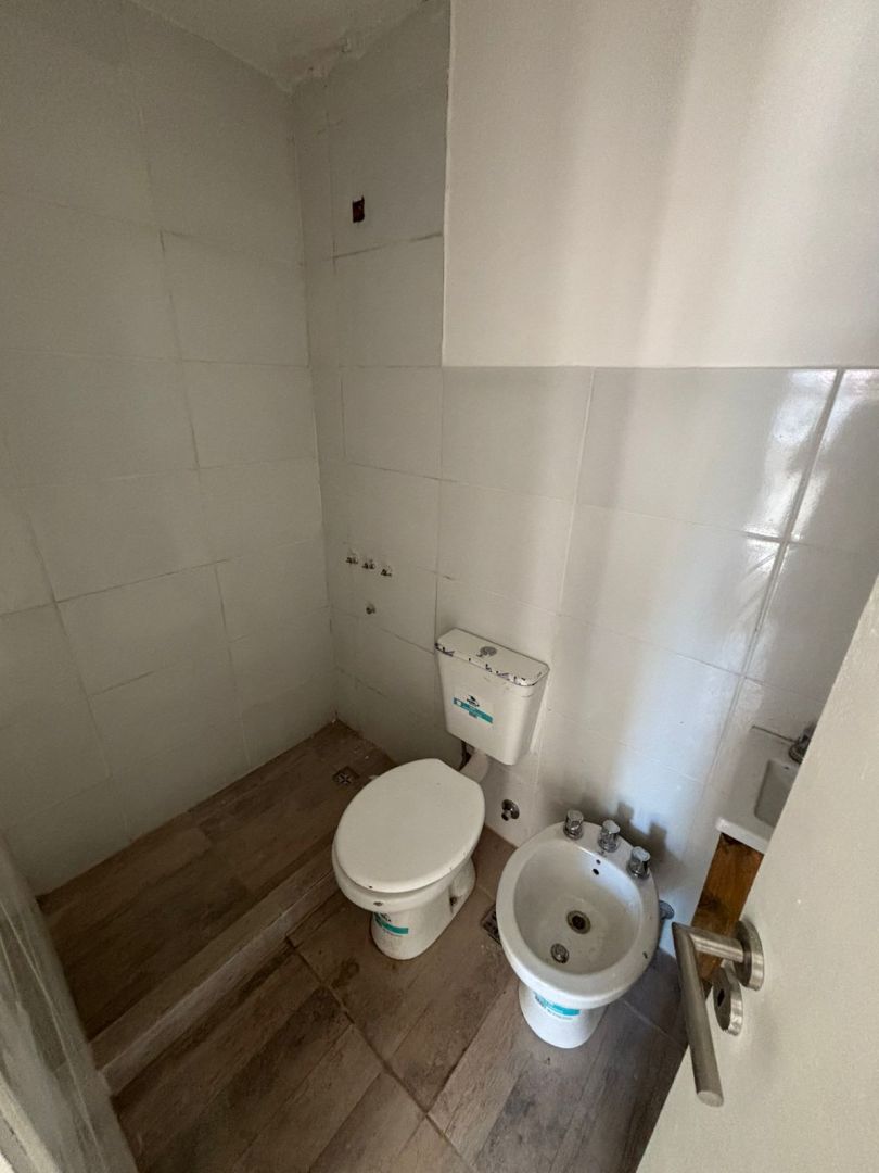 32ce5a35193f386440bbc6c1da913a31 PH en venta 2 ambientes en dúplex con patio - Pinos de Anchorena - foto 5