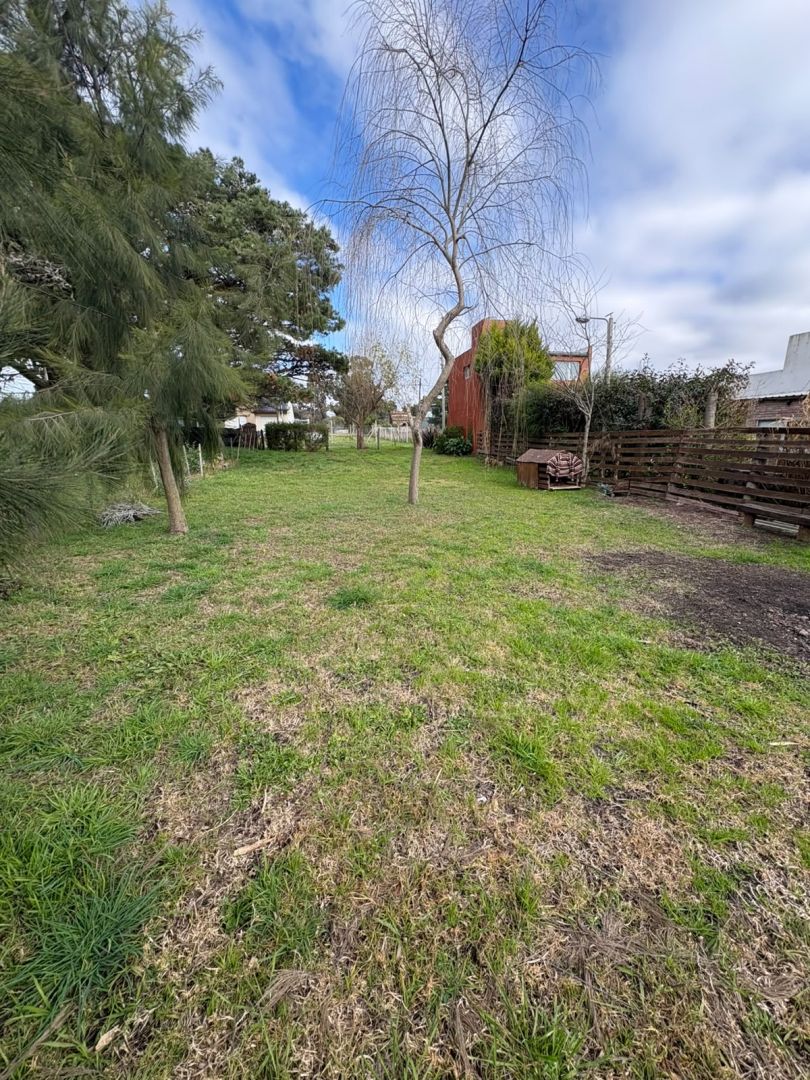 351545c59cc20c94cd8c83d659a76251 Terreno en venta de 405 m² en zona forestada - Los Acantilados - foto 5