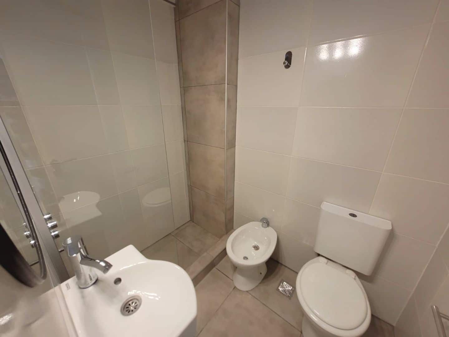 Monoambiente en venta con vista abierta - Güemes - foto 10