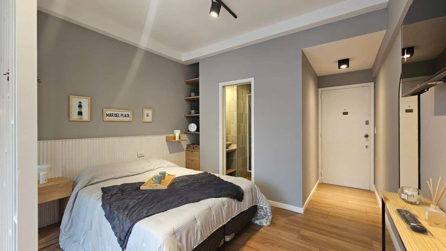 Monoambiente en venta con balcón terraza - Plaza Colón - foto 2