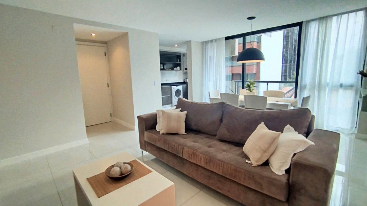 49cf7f67ec69365ce018ad40e6ee1854 Semipiso en venta 3 ambientes amoblado con balcón - Plaza Mitre - foto 2