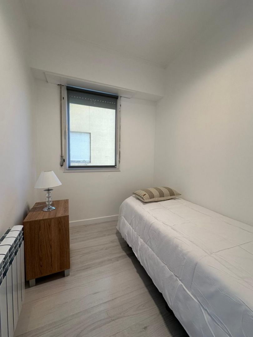 4b3be62aa2688843c6c90143798f6549 Departamento en venta 4 ambientes con dependencia y balcón terraza - Centro - foto 13