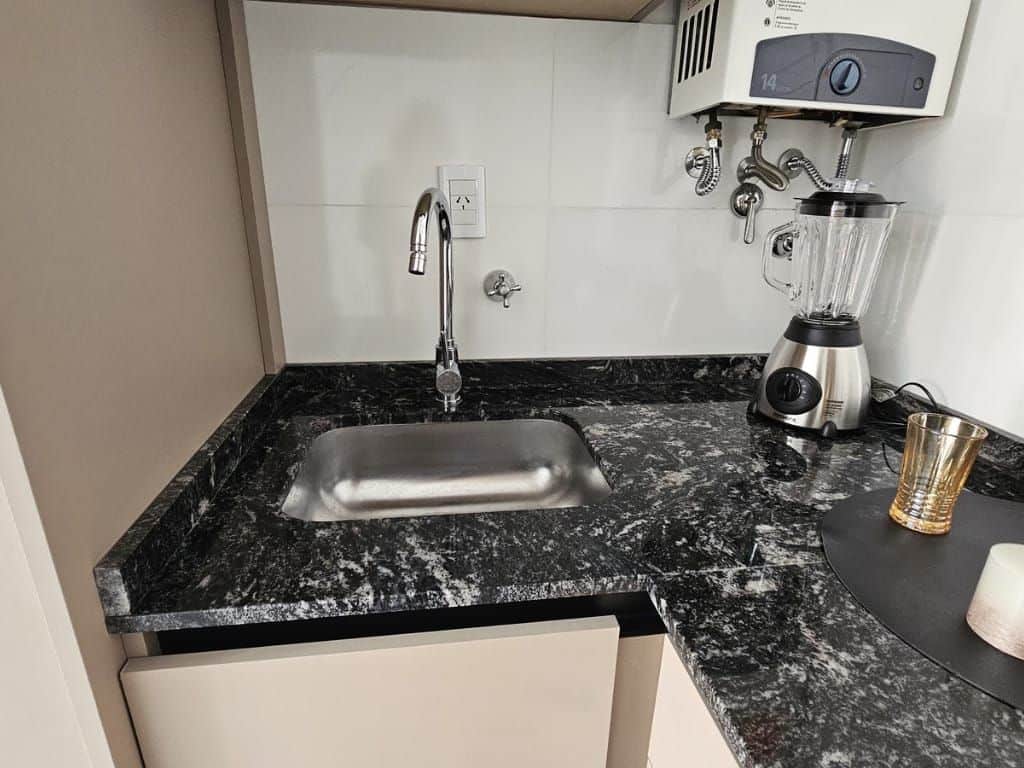 Departamento en venta 3 ambientes con balcón y DVH - Plaza Mitre - foto 8