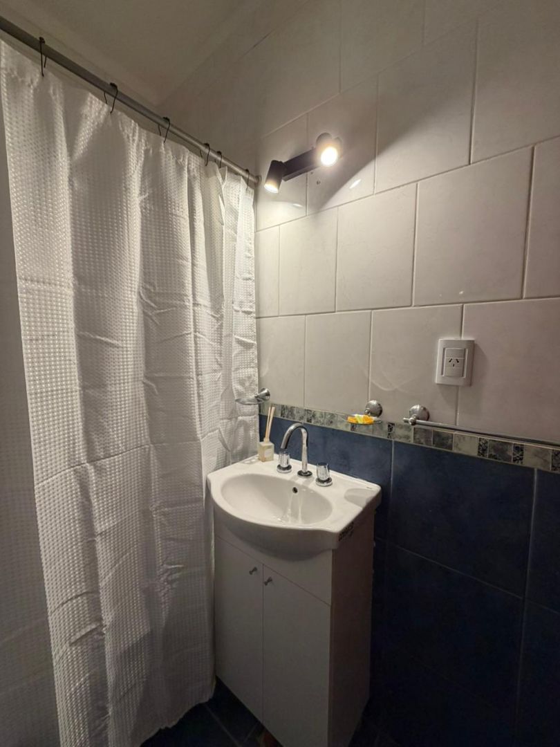 510e5208d4034aa4d0ac3dae853946e0 Departamento en venta 2 ambientes con dependencia - Plaza Colón - foto 8
