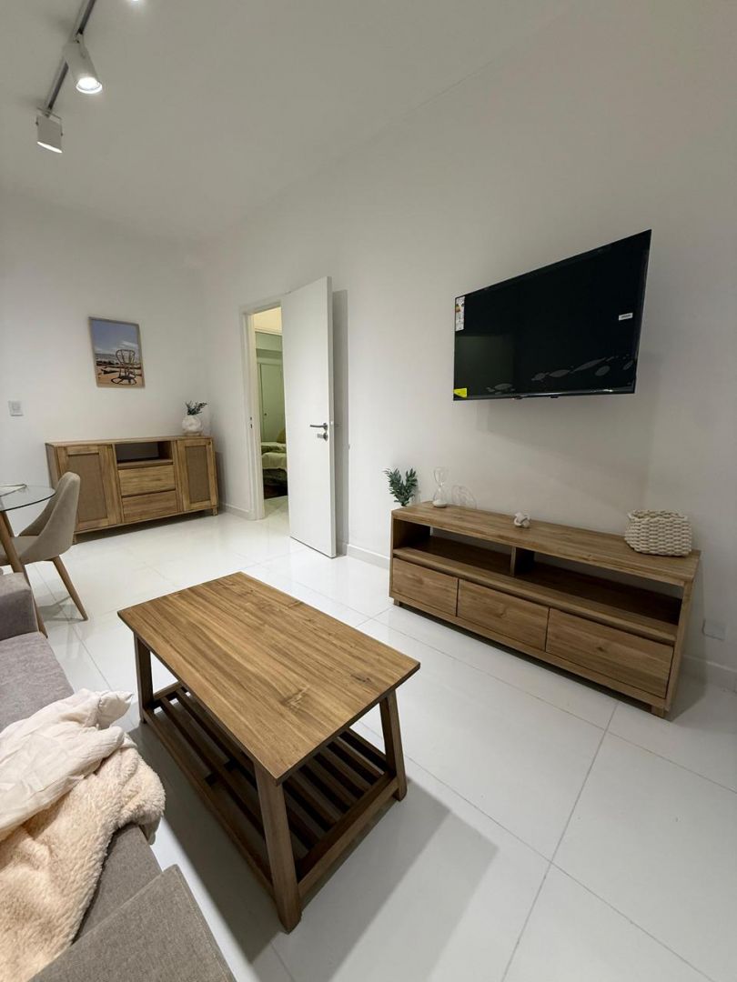 5192486cef0d602d05bbfbede2897848 Departamento en venta 3 ambientes reciclado con dos patios - Güemes - foto 2