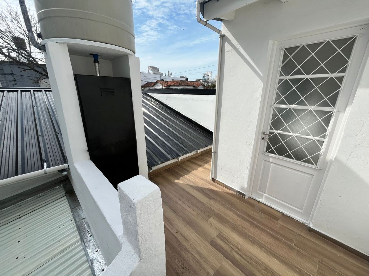 540bf215f9d618598fe2fb57572375de Casa en venta 4 ambientes con garage apto crédito - Barrio San José - foto 15