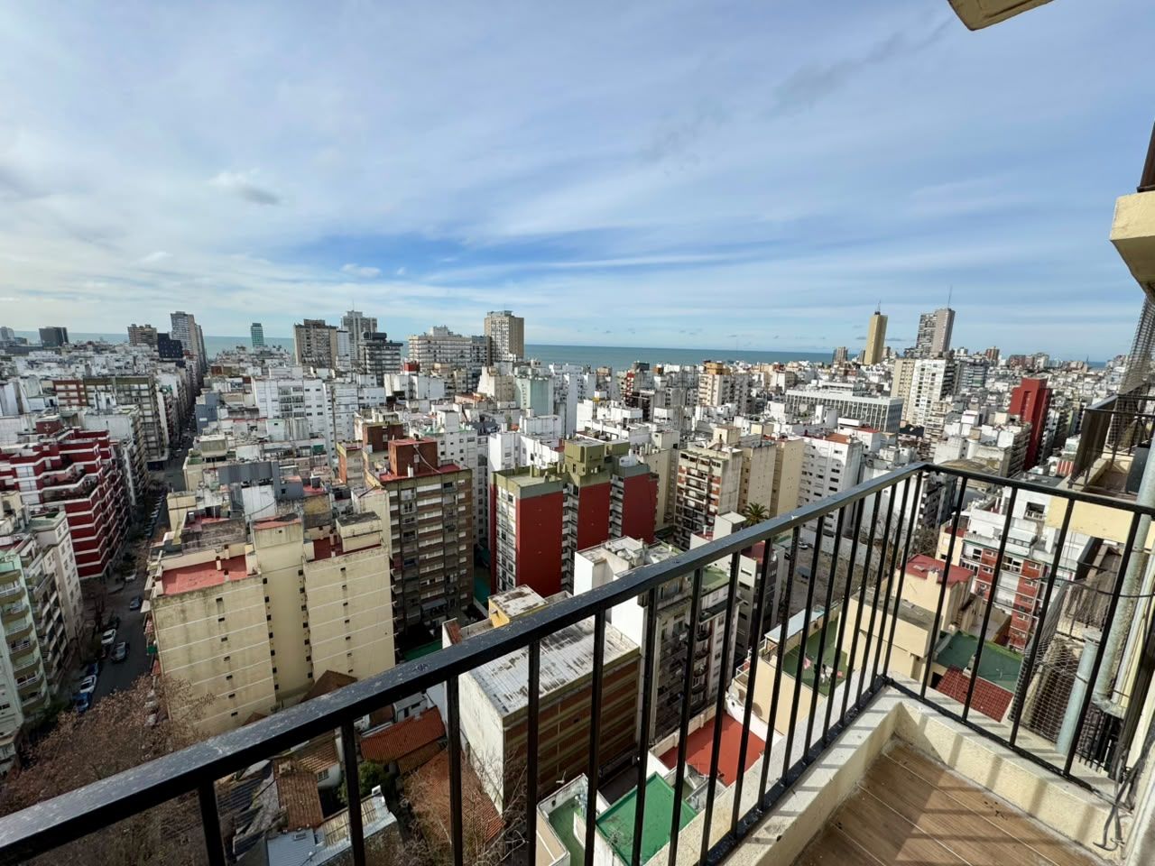 Monoambiente en venta reciclado con vista panorámica - Plaza Colón - foto 3