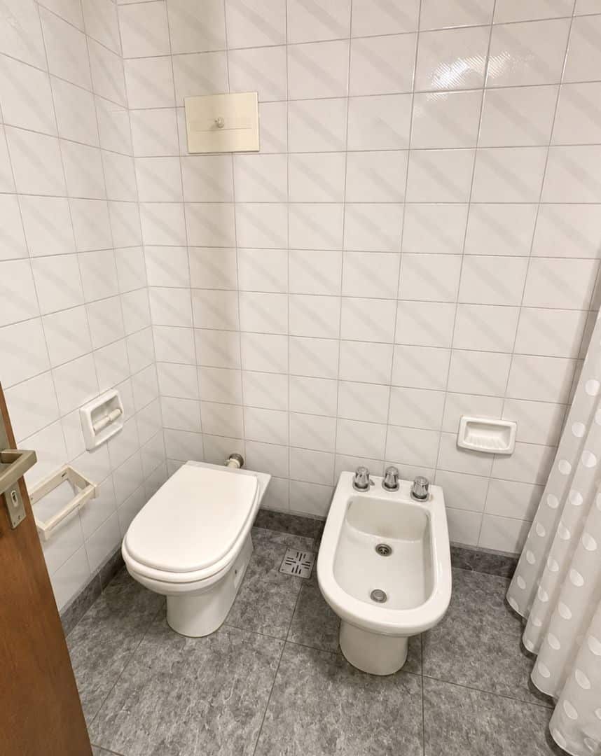 Departamento en alquiler 4 ambientes con balcón a la calle y cochera - Chauvín | Macrocentro - foto 13