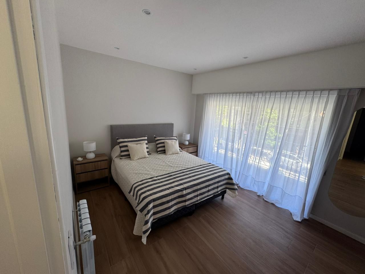 Casa en venta 5 ambientes con garaje y terraza - Antigua Terminal - foto 12