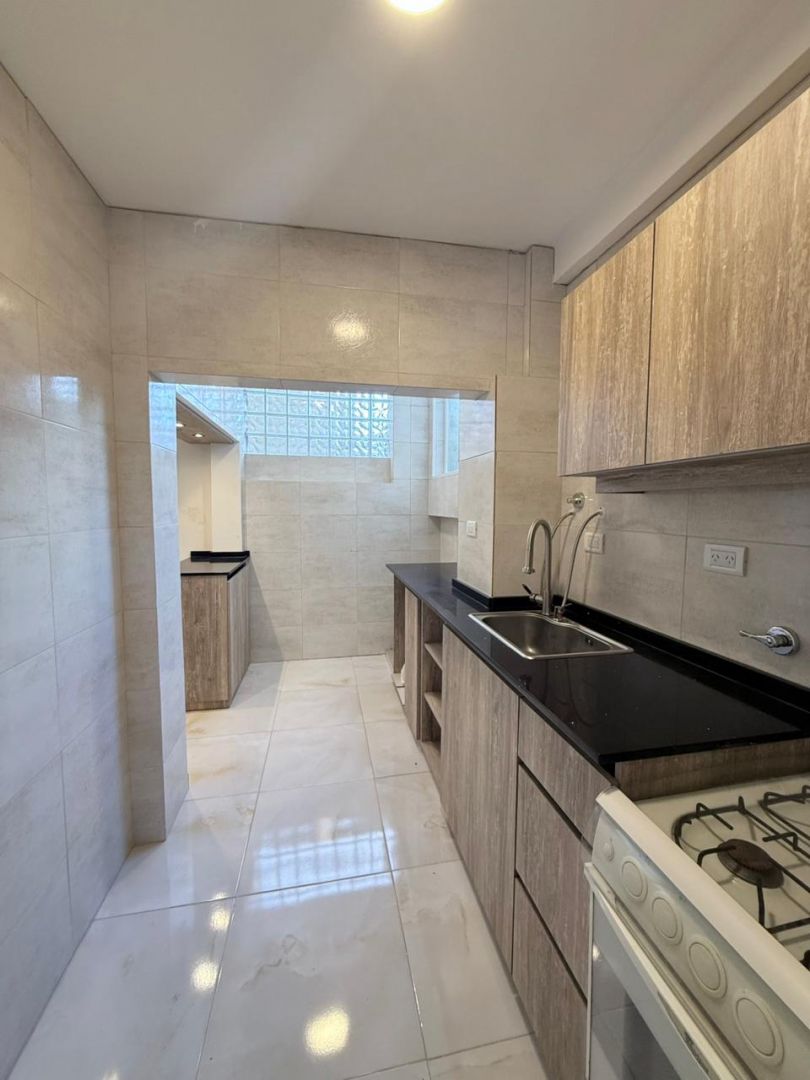64edd5e5de99e8736bdd4ca0a952c43e Departamento en venta 2 ambientes con cochera - Chauvín - foto 5