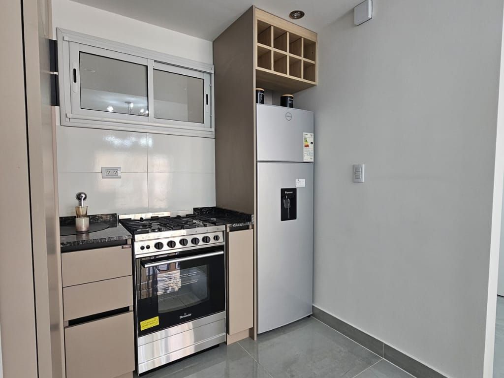 Departamento en venta 3 ambientes con balcón y DVH - Plaza Mitre - foto 7