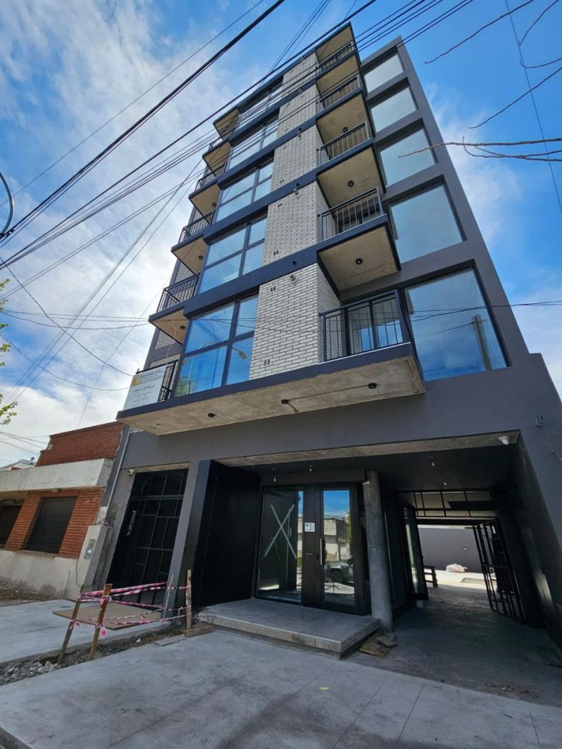 Departamentos en venta 2 ambientes con balcón a estrenar - San José - foto 2