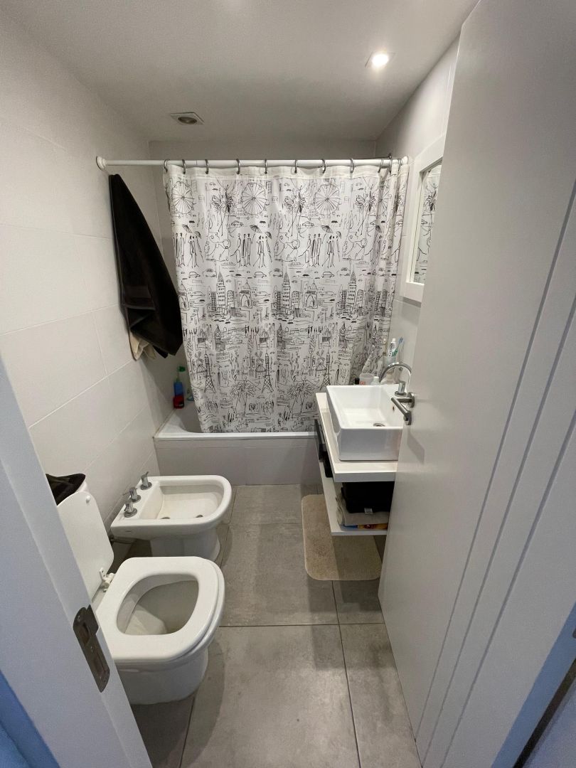 Monoambiente en venta con vista al mar y cochera - Punta Mogotes - foto 8