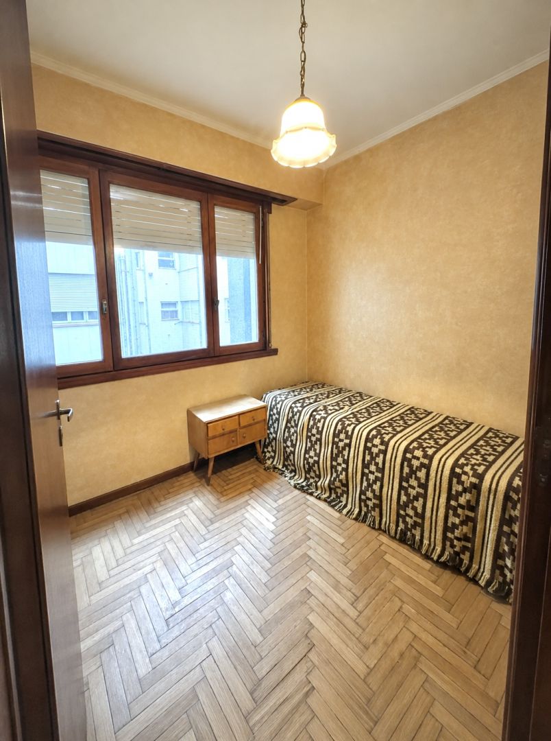 Departamento en alquiler 4 ambientes con balcón a la calle y cochera - Chauvín | Macrocentro - foto 10