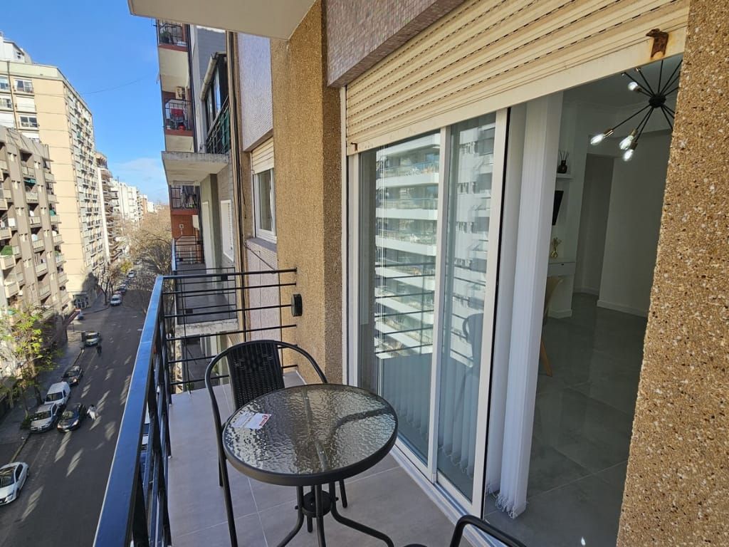 Departamento en venta 3 ambientes con balcón y DVH - Plaza Mitre - foto 4