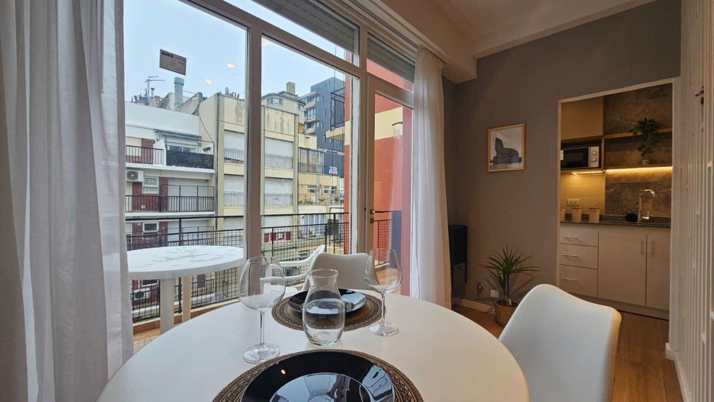 Monoambiente en venta con balcón terraza - Plaza Colón - foto 5