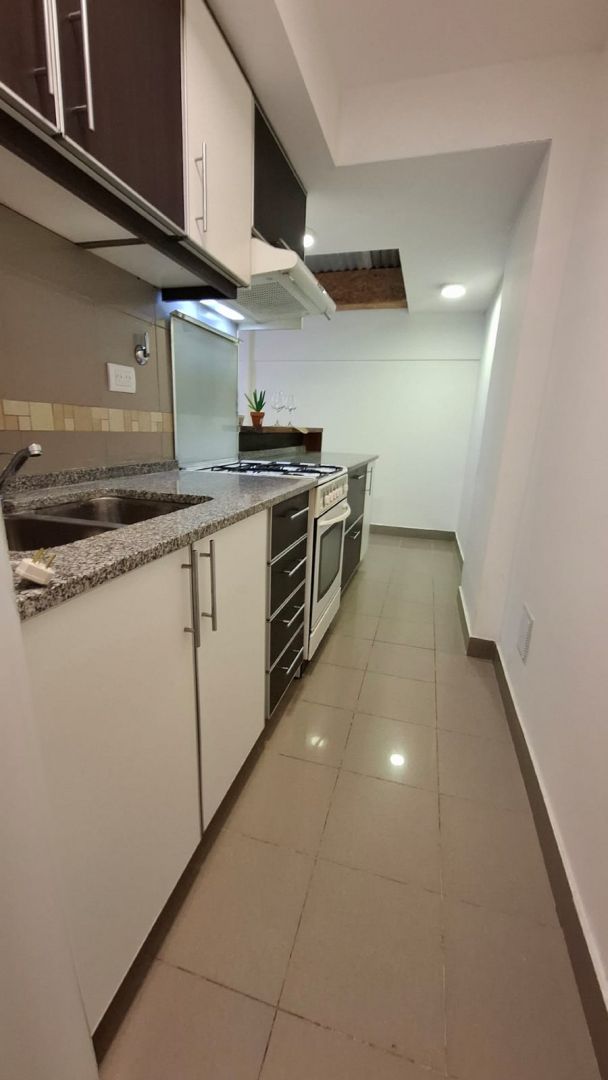 8780e77d526c6836ce6b5bfd565bb480 Departamento en venta 1 ambiente y medio con patio - Güemes - foto 8