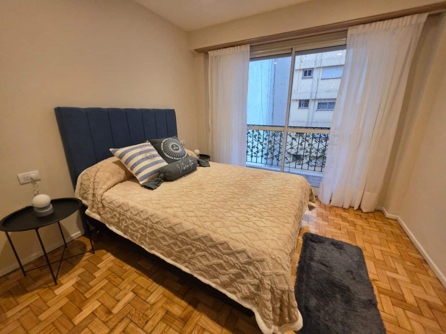 Departamento en venta 2 ambientes reciclado y amoblado - Plaza Colón - foto 6