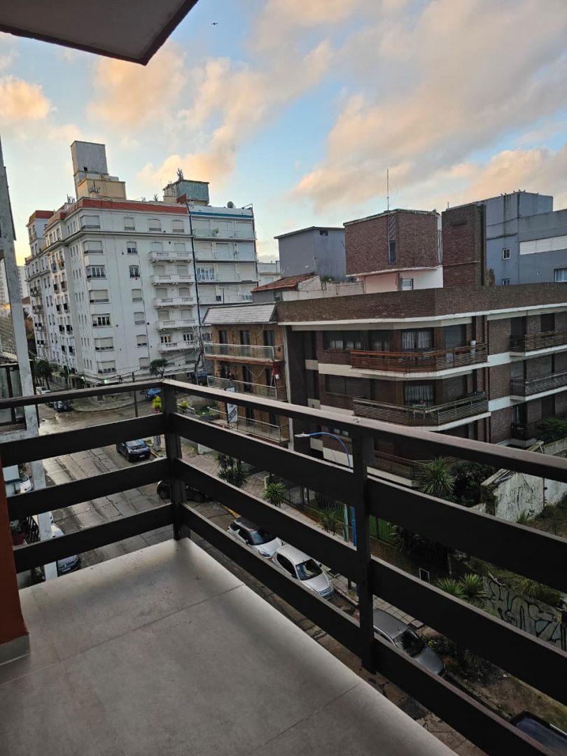 Departamento en venta 2 ambientes con vista al mar - Punta Iglesia - foto 3