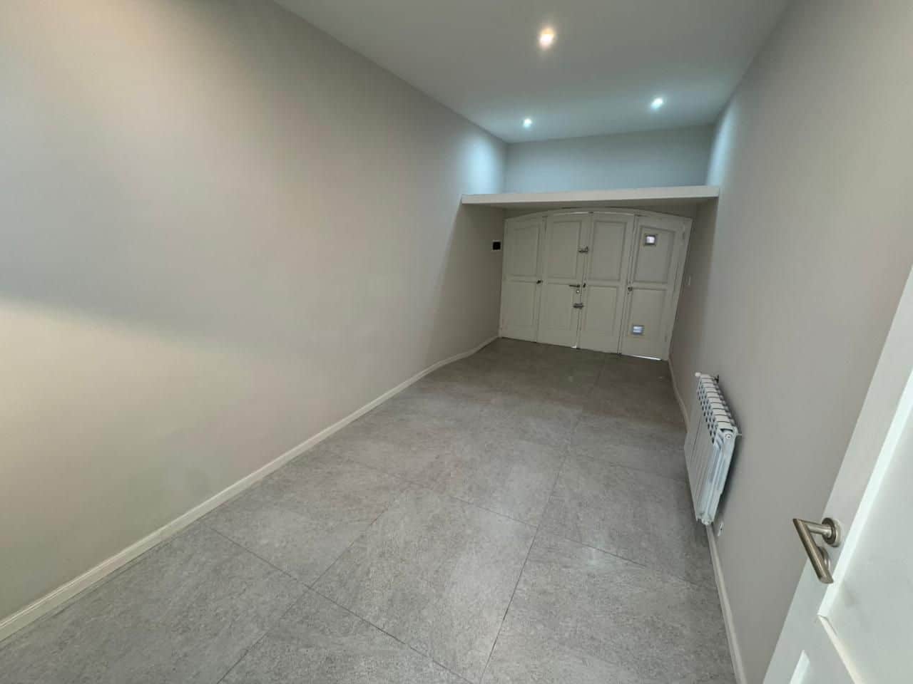 Casa en venta 5 ambientes con garaje y terraza - Antigua Terminal - foto 9