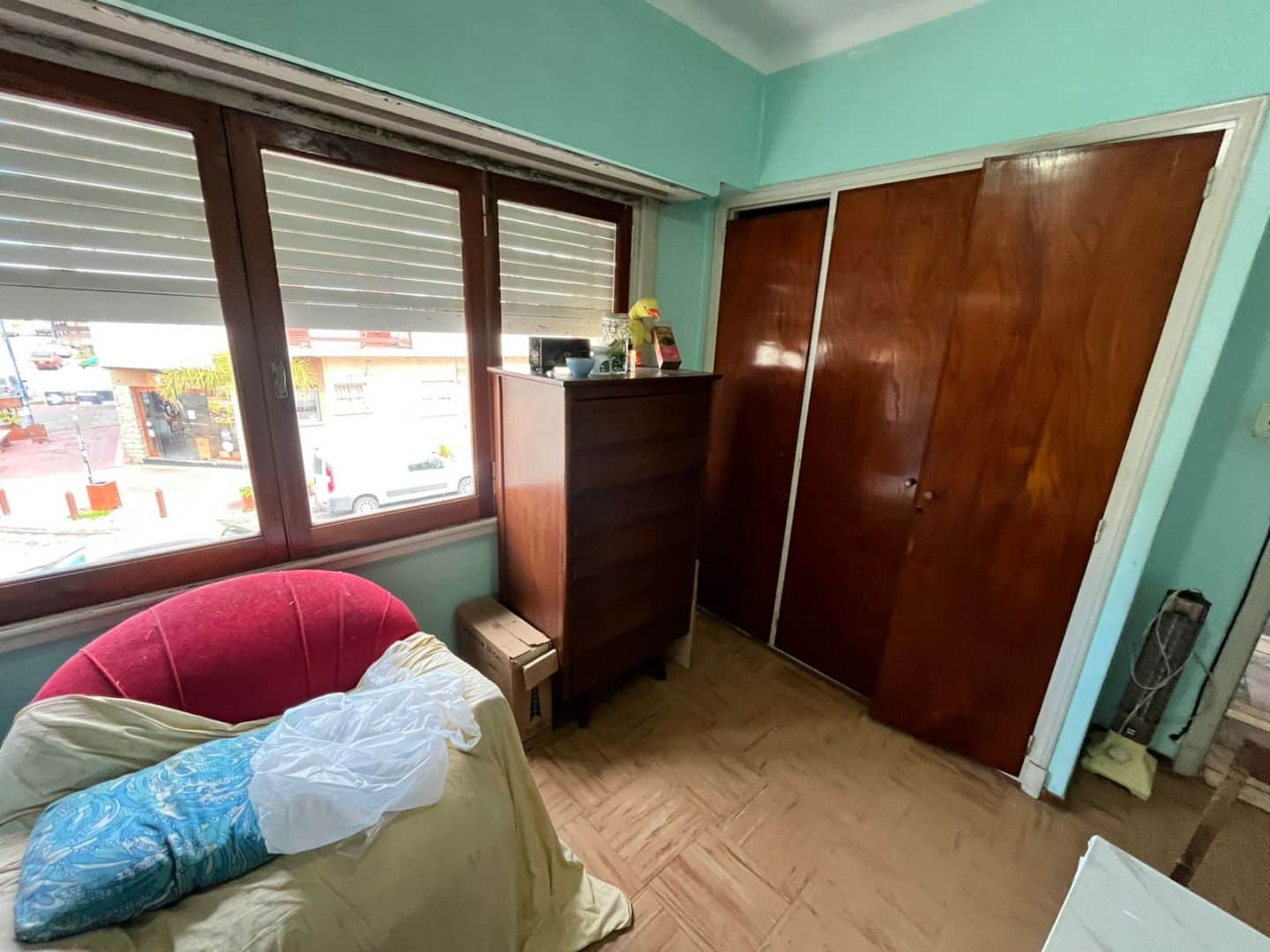 9697a0bd23260e6dd9091ffe08cd8e87 PH en venta 3 ambientes con terraza y dos balcones - La Perla - foto 9