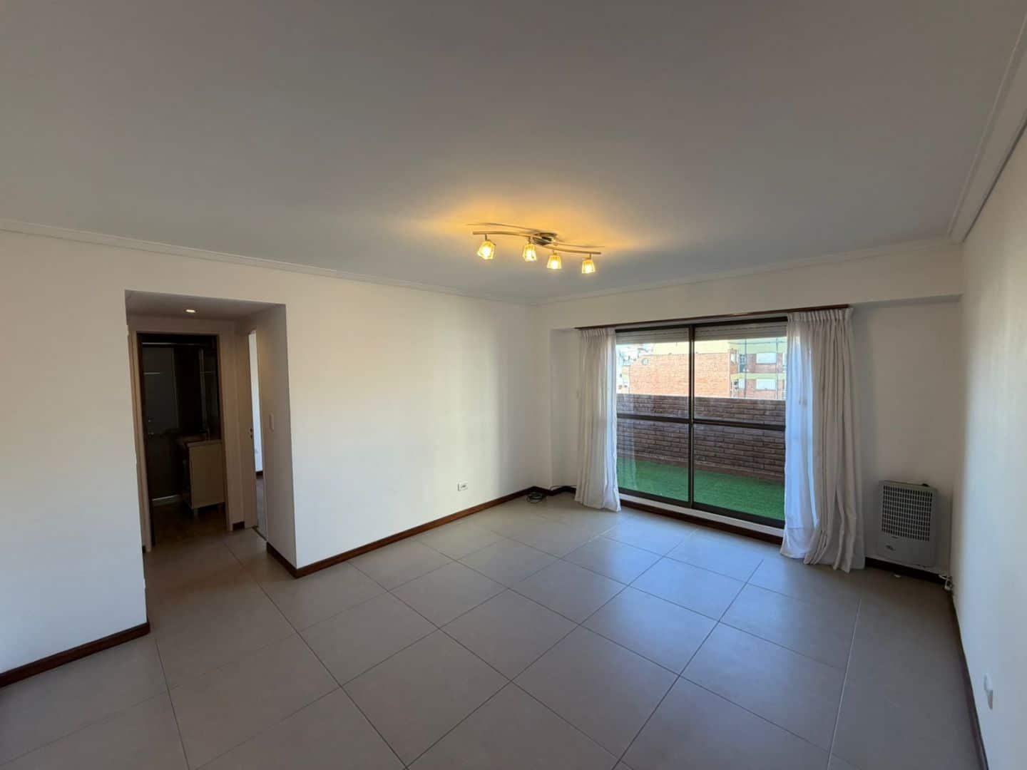 Departamento en venta 2 ambientes con terraza y cochera - Plaza Colón