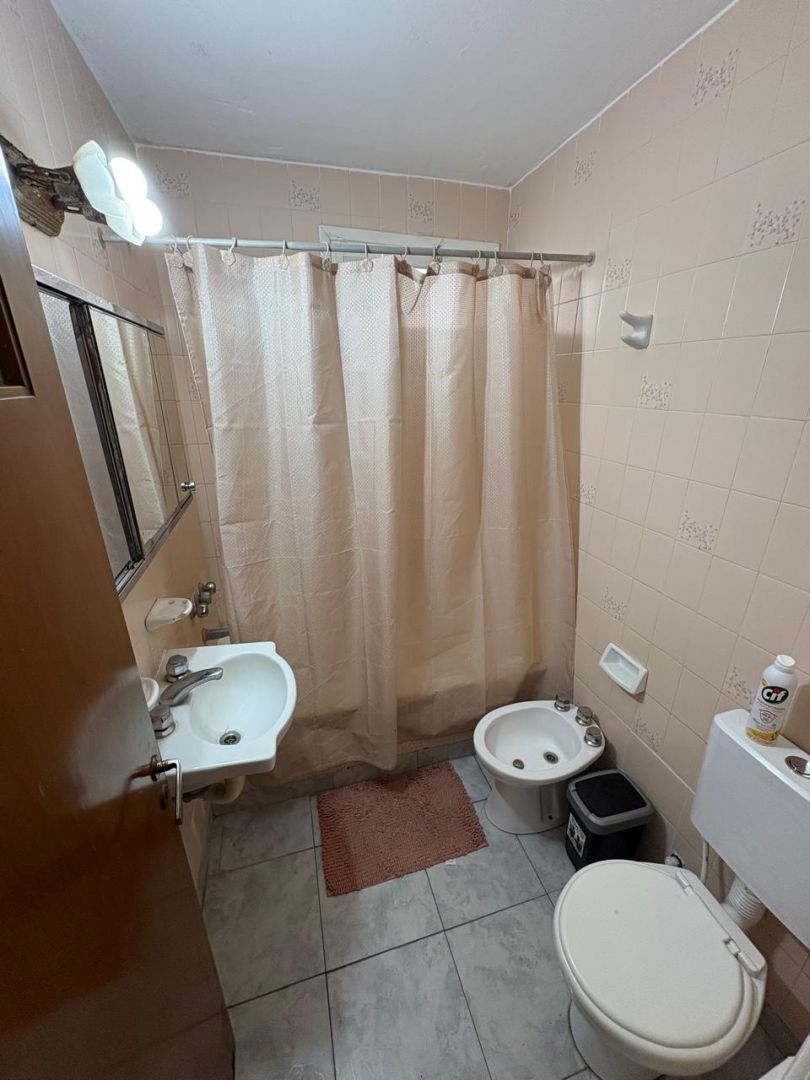 Departamento en alquiler 2 ambientes en piso alto - Plaza Colón - foto 8
