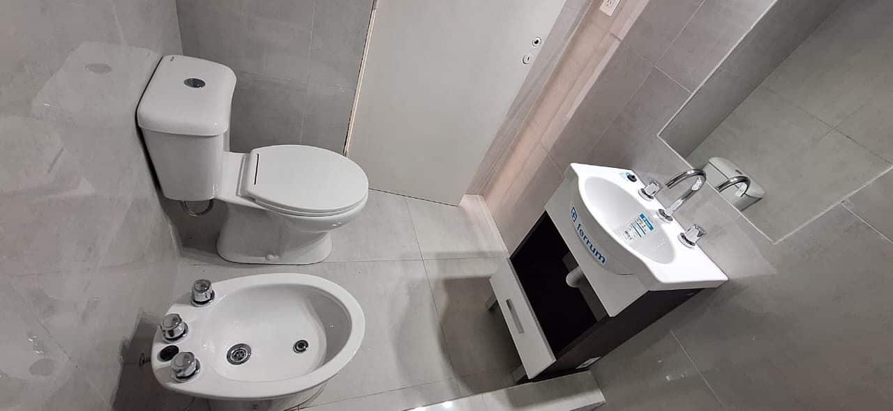 Casa en venta 3 ambientes con quincho y garaje - Parque Luro - foto 7