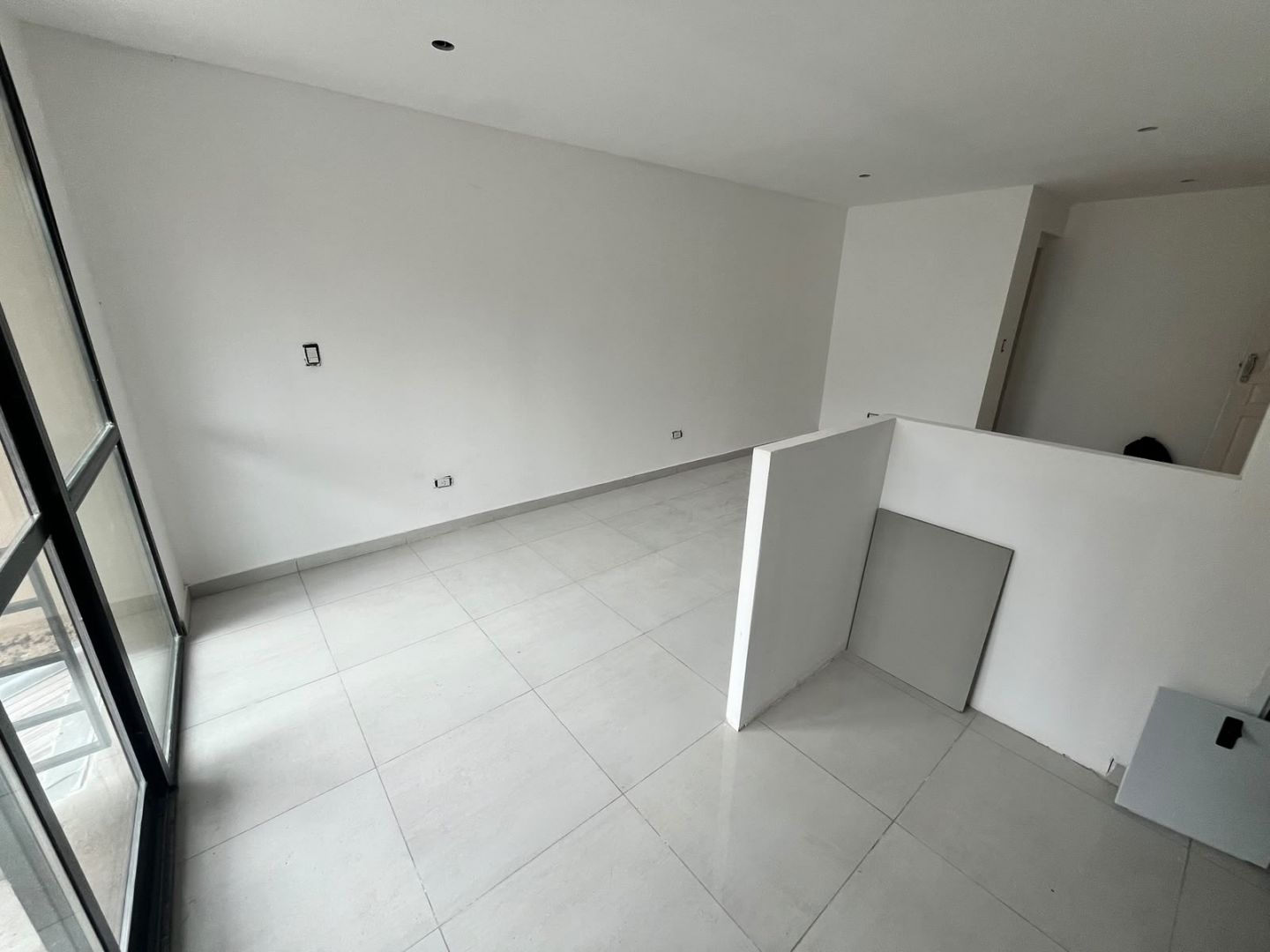 Monoambiente en venta a estrenar con balcón - La Perla - foto 5