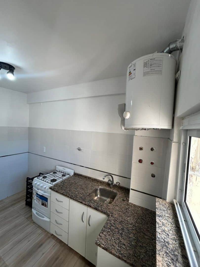 Departamento en venta 3 ambientes muy luminoso - Chauvín - foto 4