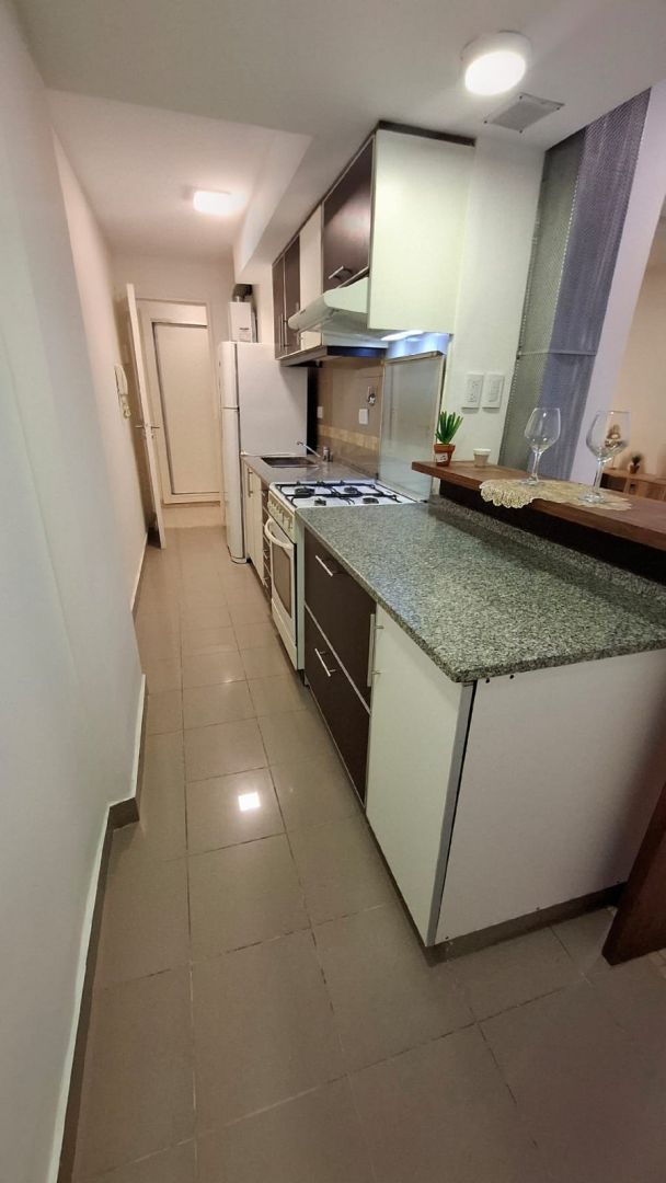 c19ab27a88f6c9a104cd252dbeeaa3a1 Departamento en venta 1 ambiente y medio con patio - Güemes - foto 4