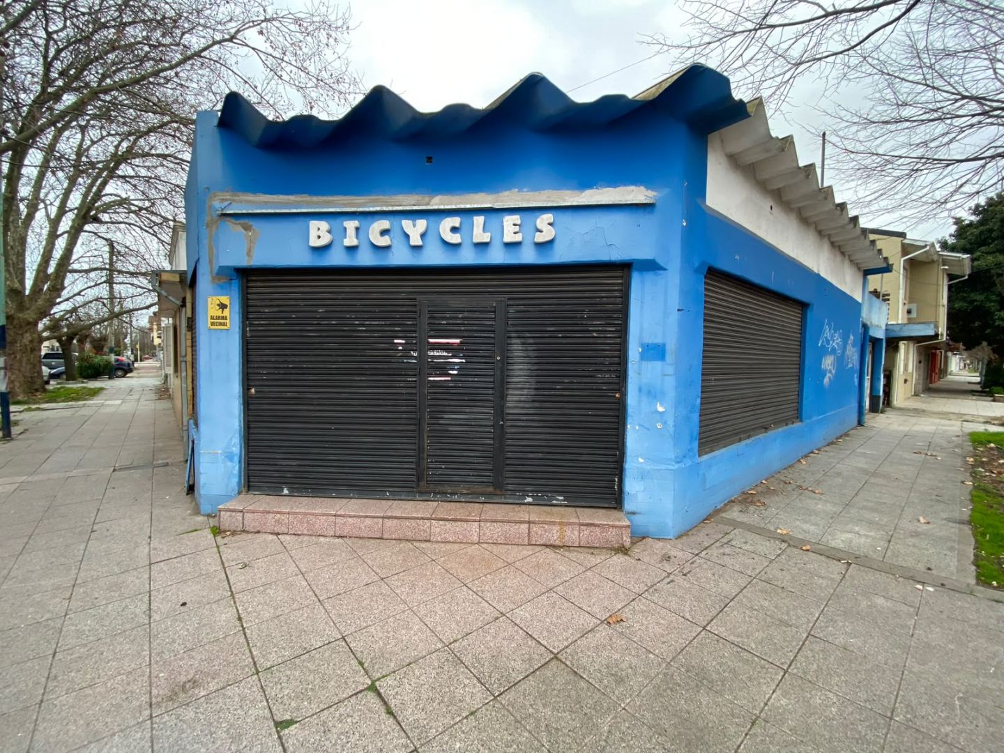 Propiedad en block en venta con local en esquina - Don Bosco - foto 15