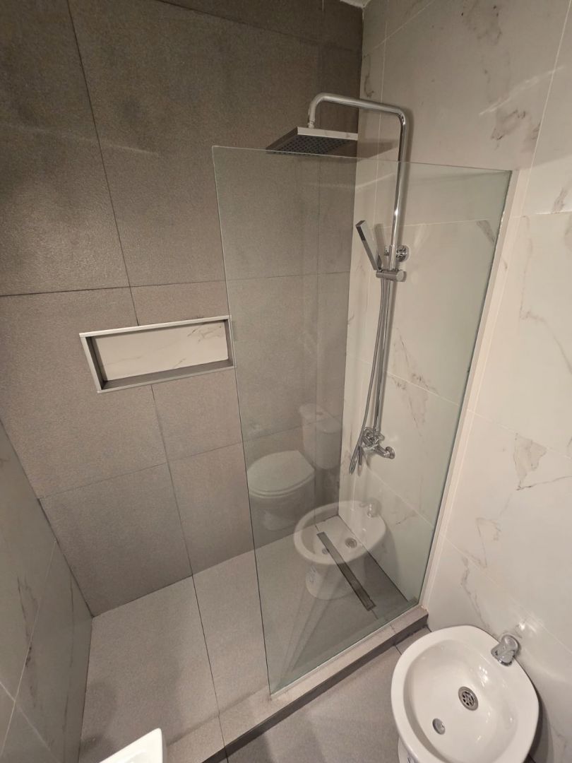 Departamento en venta 2 ambientes con dependencia amoblado - Plaza Colón - foto 12