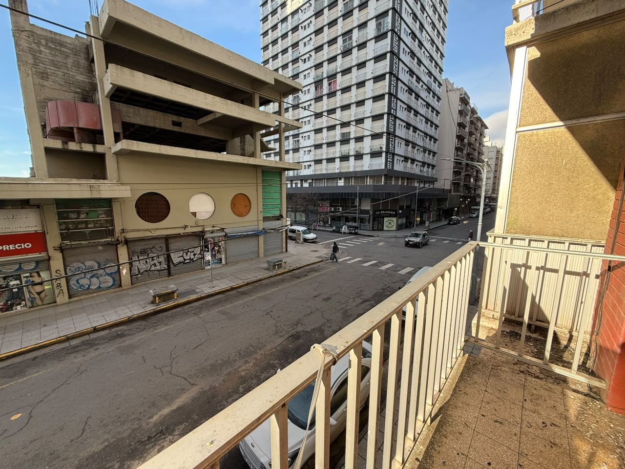 Monoambiente en venta con balcón al frente - Microcentro - foto 3