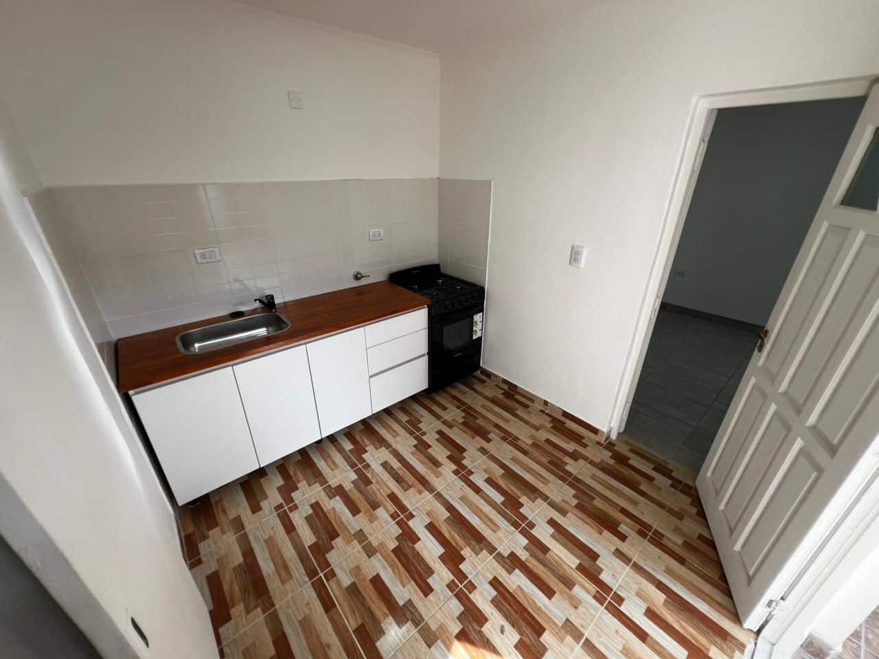 cf52e5dfcc7d697e709a5f1c936bf070 PH en venta 1 ambiente reciclado con patio - Puerto - foto 4