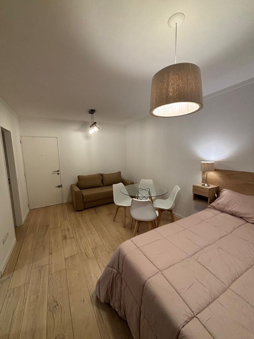 Monoambiente en venta reciclado a 2 cuadras del mar - Punta Iglesia - foto 3